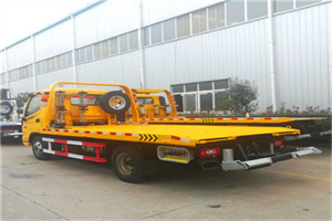 礼泉附近拖车救援搭电