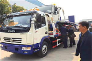 礼泉汽车道路救援拖车价格